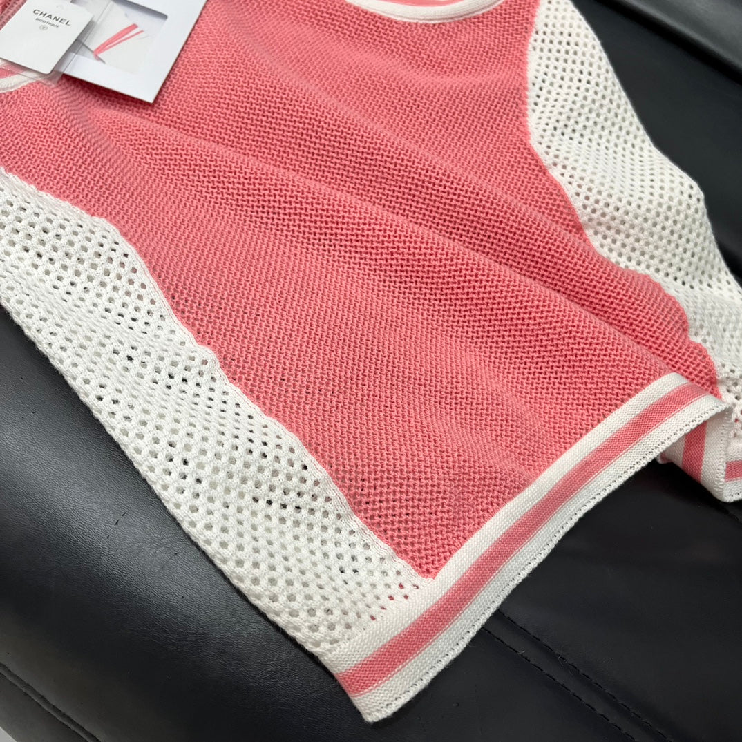 小香家-2403 24新品上架挖肩鏤空背心