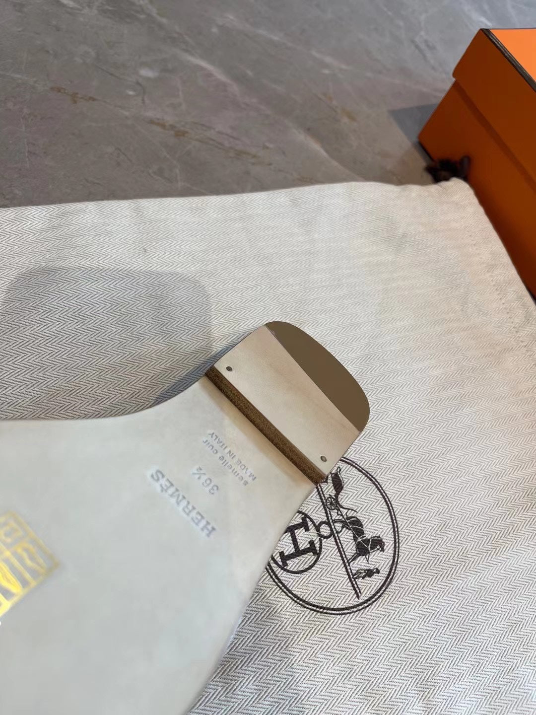小愛款-H字母拖鞋 Oran拖鞋 咖啡色
