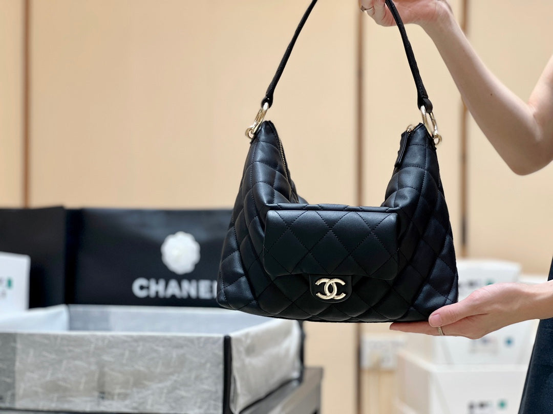 小香家-Chanel Hobo 腋下單肩包 黑色