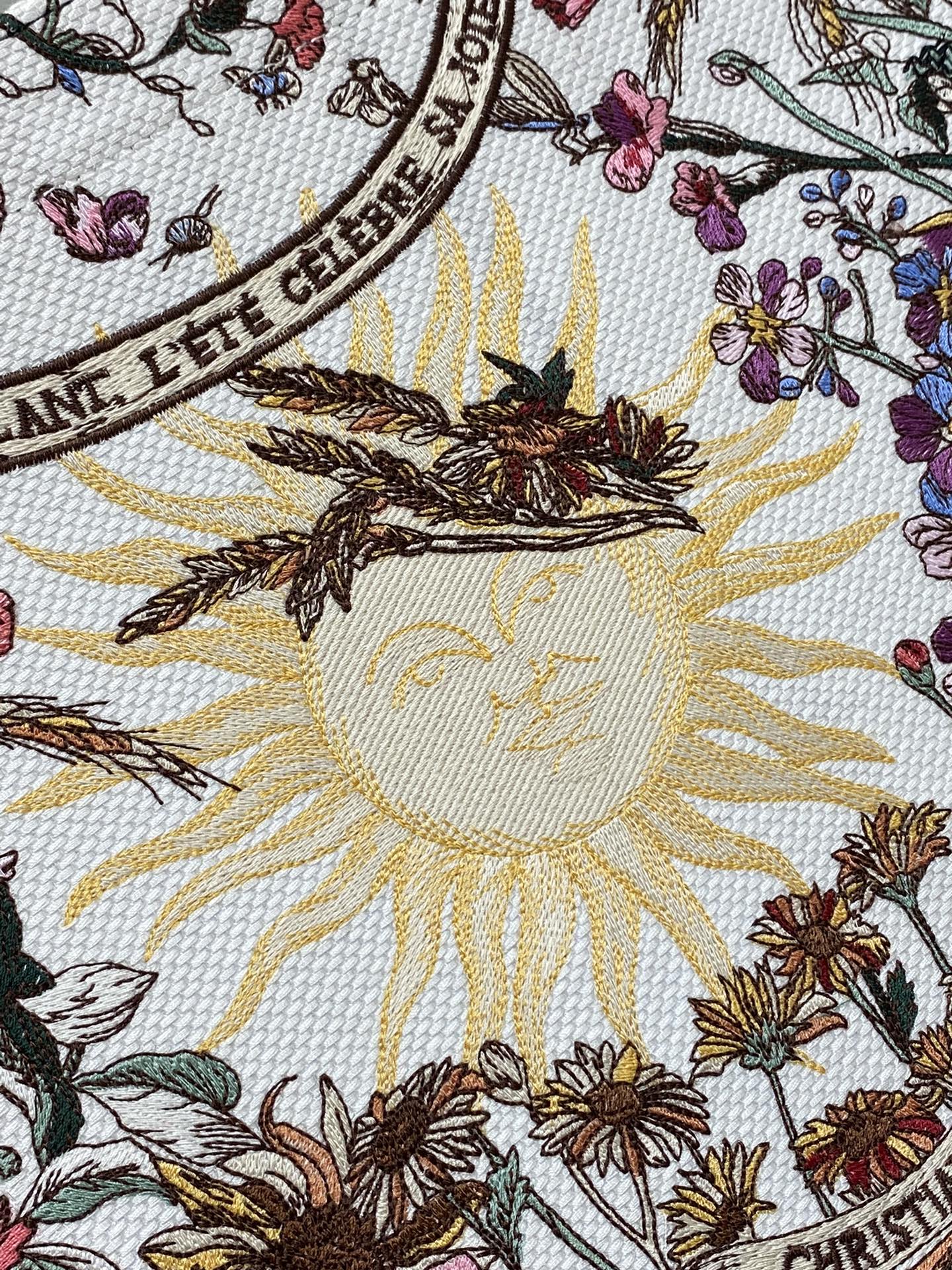 迪D家-2024春夏系列 Book Tote 太陽刺繡 白紫色 中號