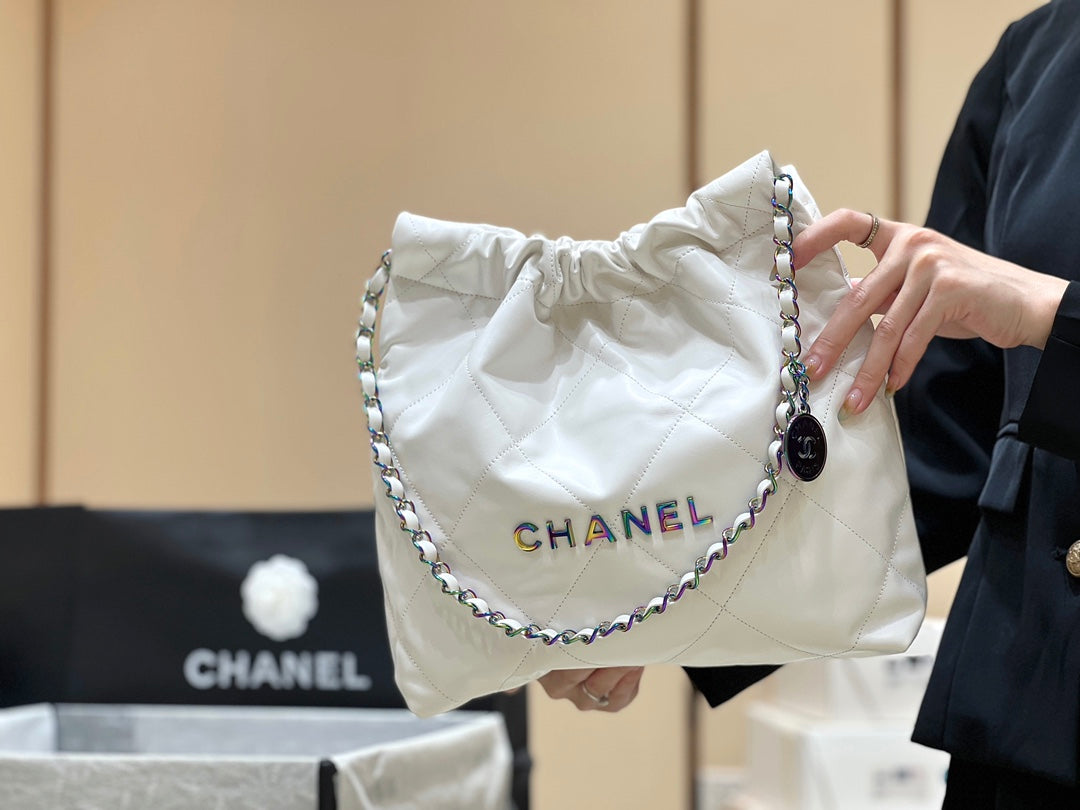 小香風-早春新款Chanel 22號手袋 白色大號