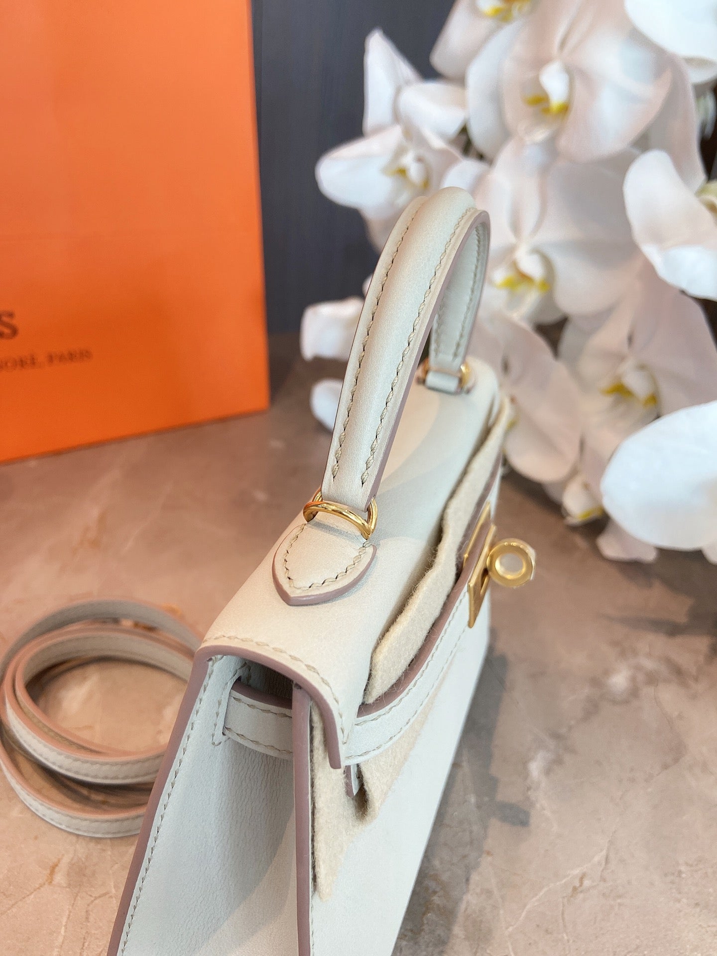 小愛款-Kelly mini 19 Swift 珍珠灰 金扣