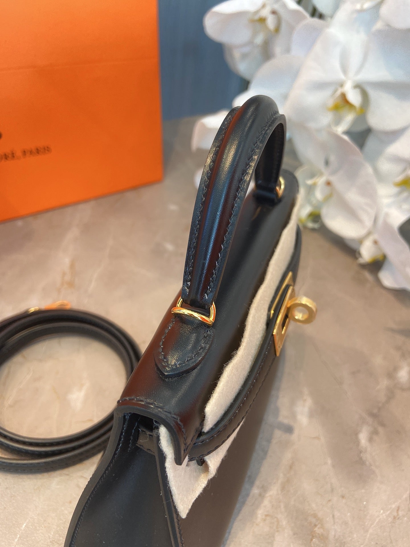 小愛款-Kelly mini 19 Box 黑色 金扣