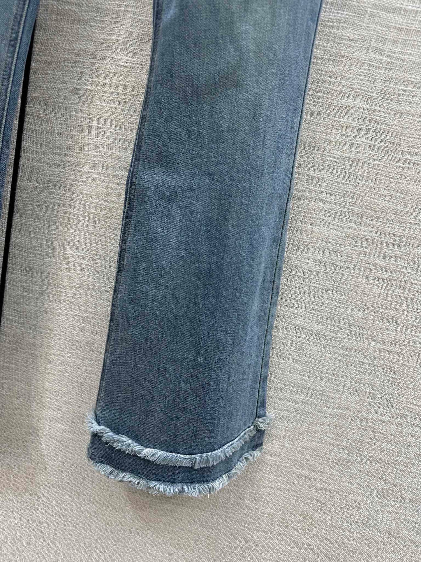賽C家-2403 撞色logo高腰微喇褲