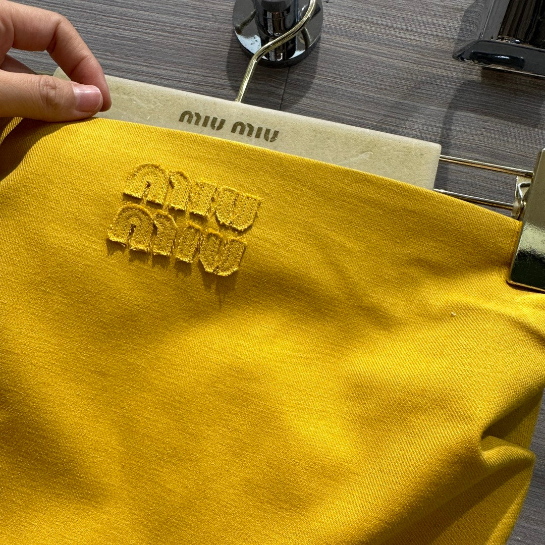 穆M家-2404 24春夏新品疊搭天菜抹胸小可愛 黃色
