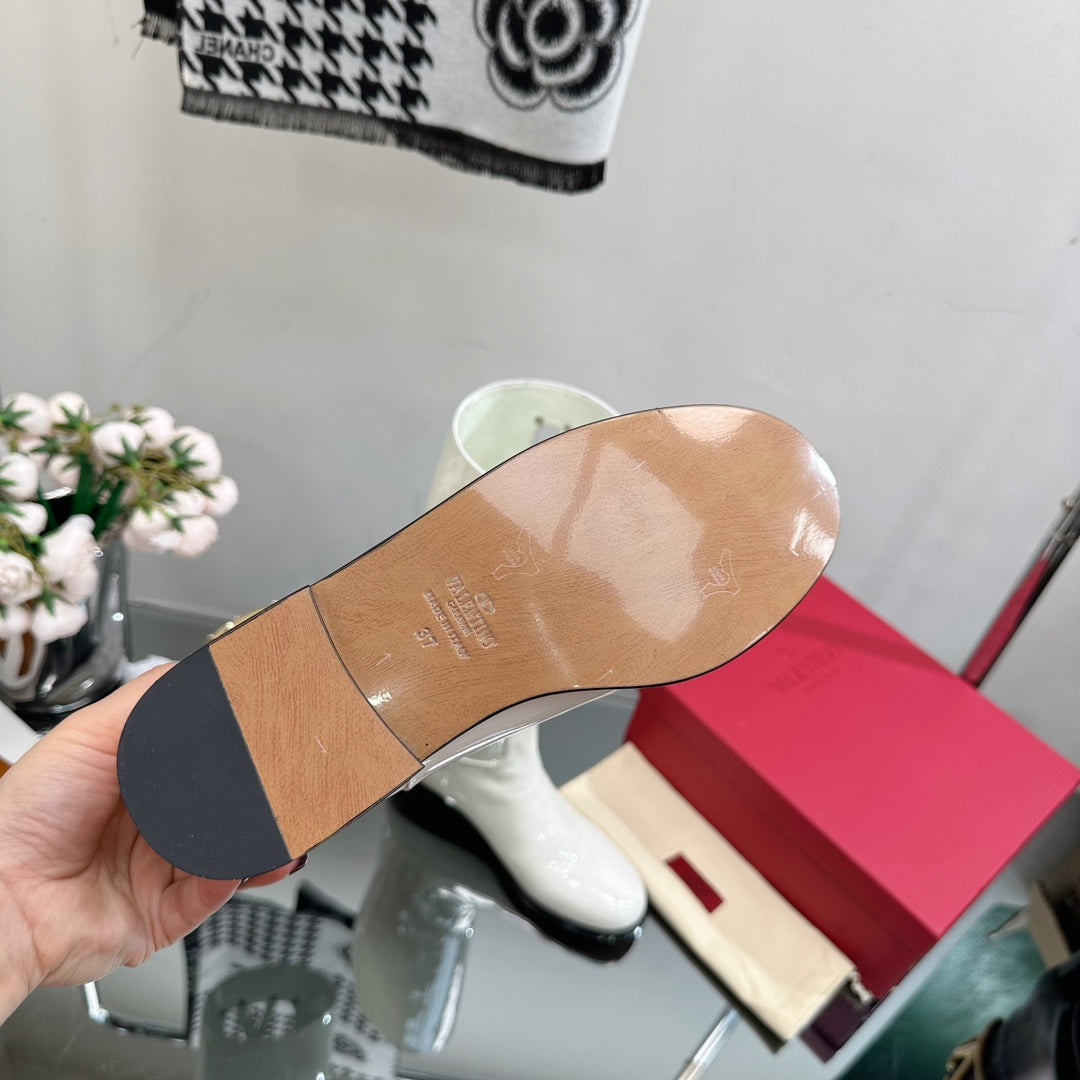 范倫V-2023秋冬新款 V標粗跟長靴 白色