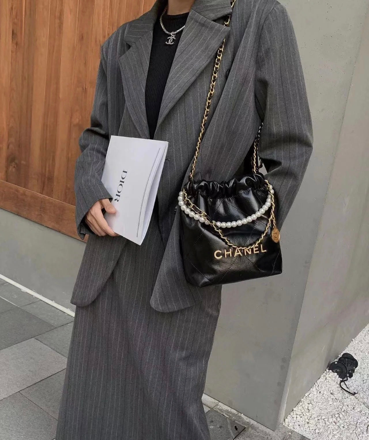 小香家-Chanel 22號手袋 黑色 雙鍊條 珍珠鍊