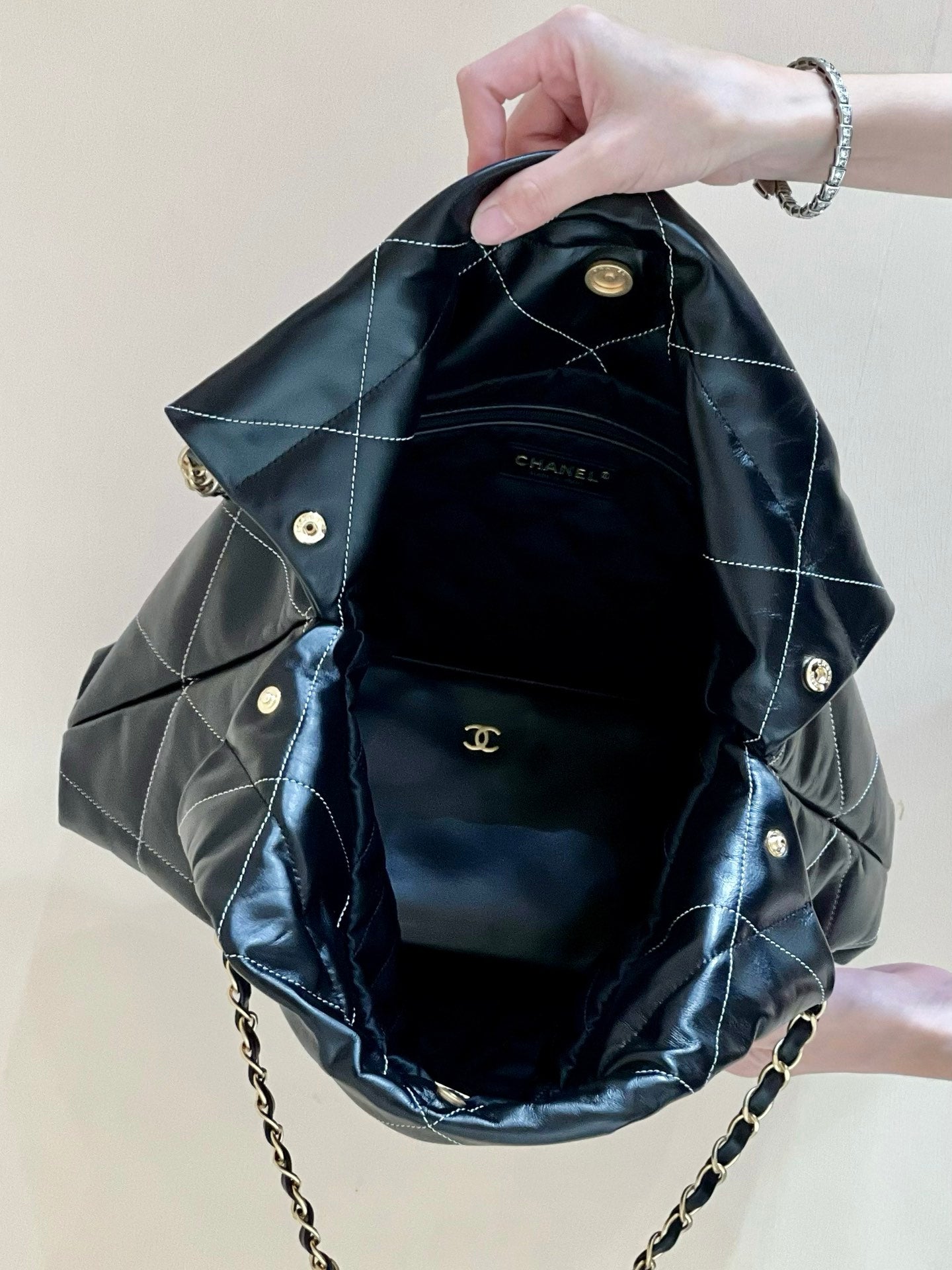 小香家-2023早春度假系列 22Bag 中號 黑色