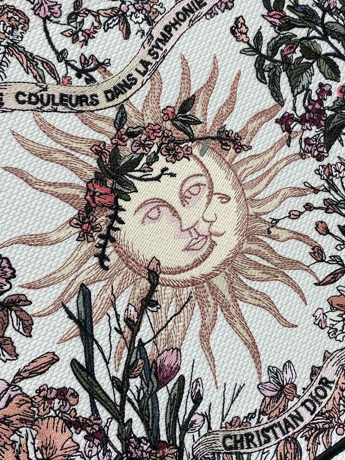 迪D家-2024春夏系列 Book Tote 太陽刺繡 白粉色 中號