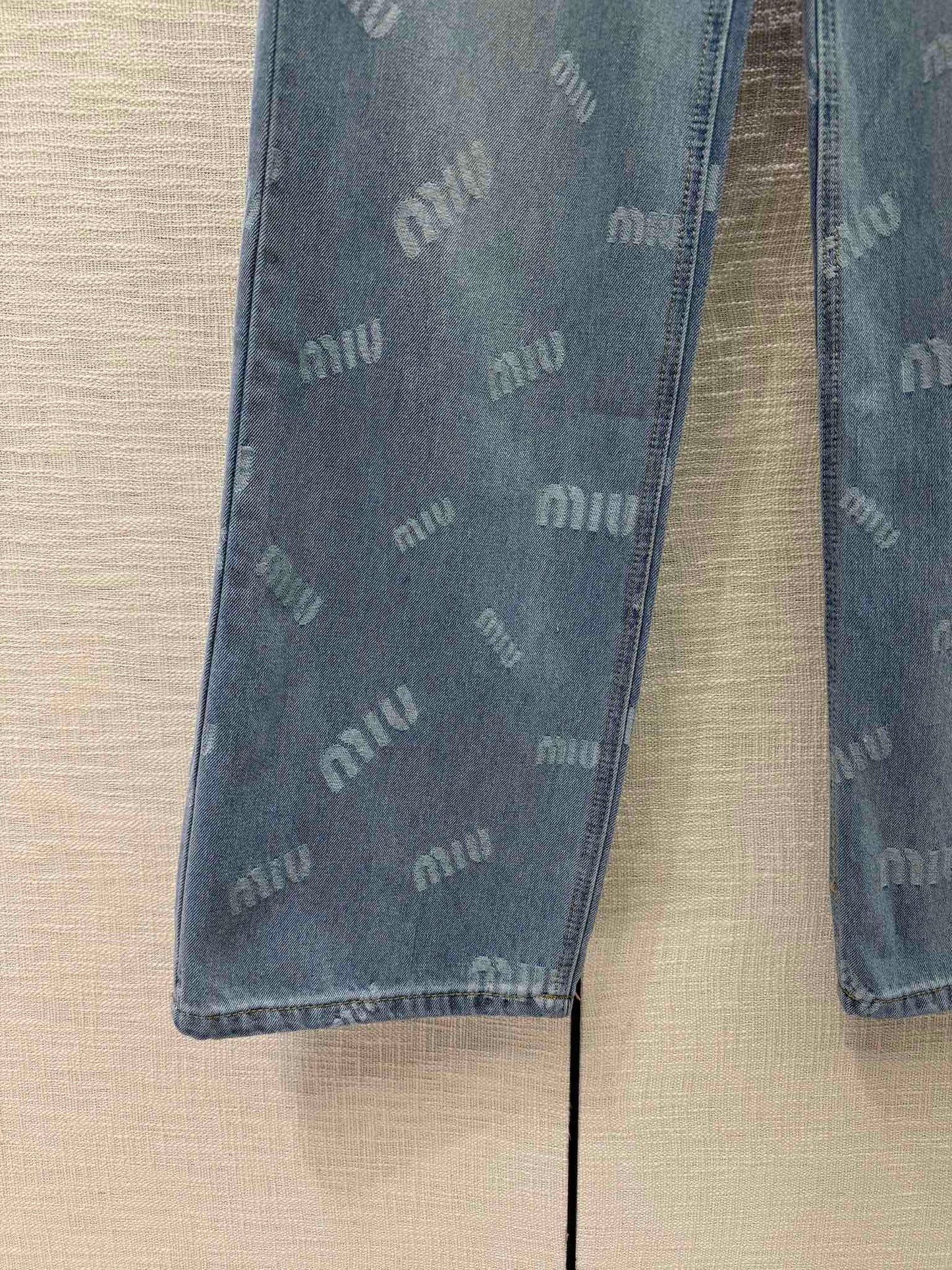 穆Ｍ家-2404 撞色logo高腰直筒牛仔褲