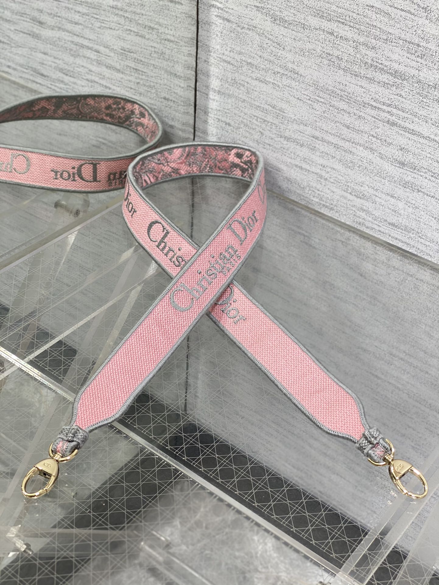 迪D家-Lady Sauvage茹伊印花刺繡系列 粉灰色 Mini