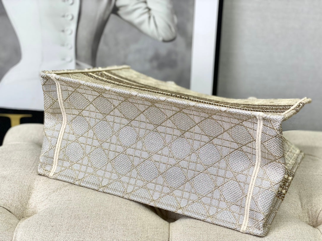 迪D家-BookTote 刺繡手袋 金絲燙鑽 37x30x16cm