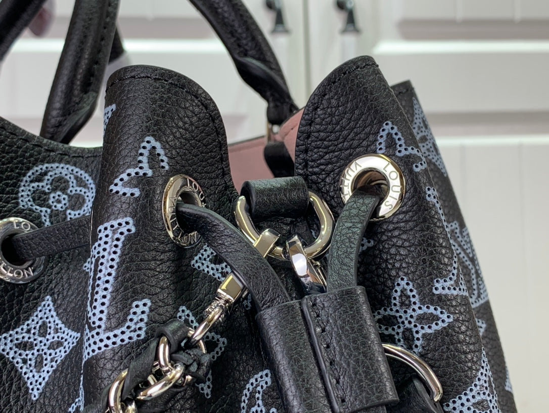 M59200 路L家-Bella Tote 手袋