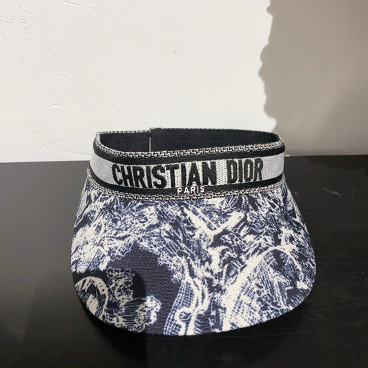迪D家-爆款刺繡遮陽帽 黑字母