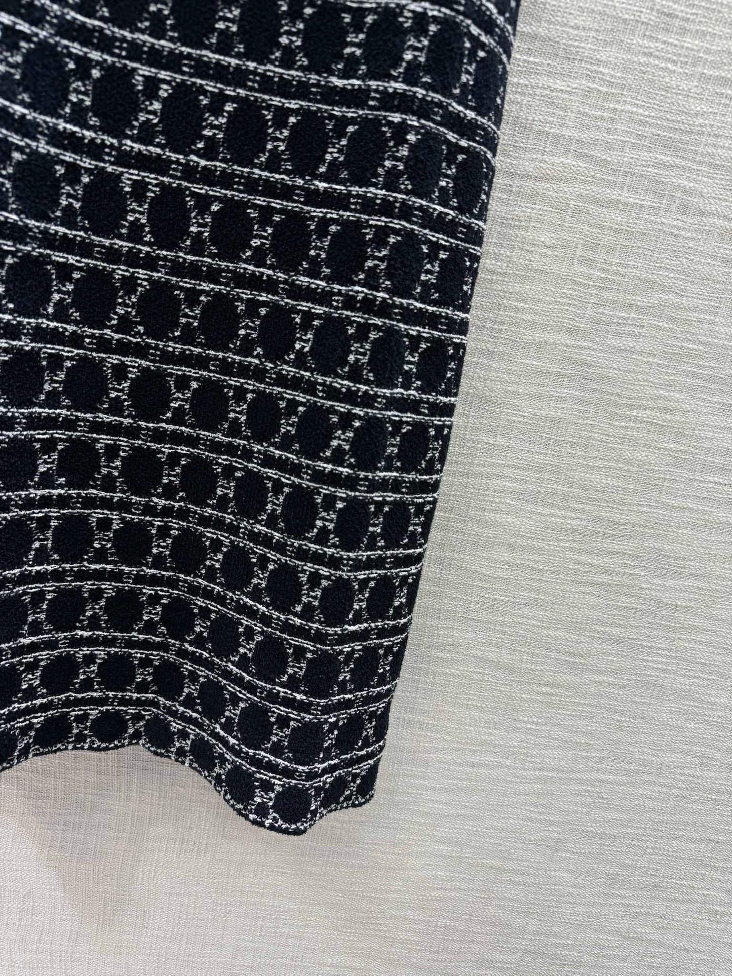 迪D家-2403 24早春最新藤格紋針織吊帶洋裝