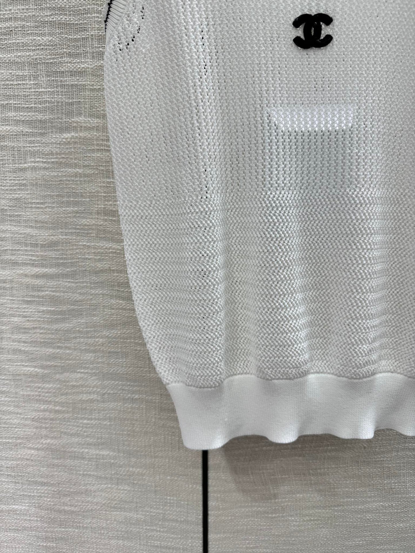 小香家-2403 鏤空針織背心 白色