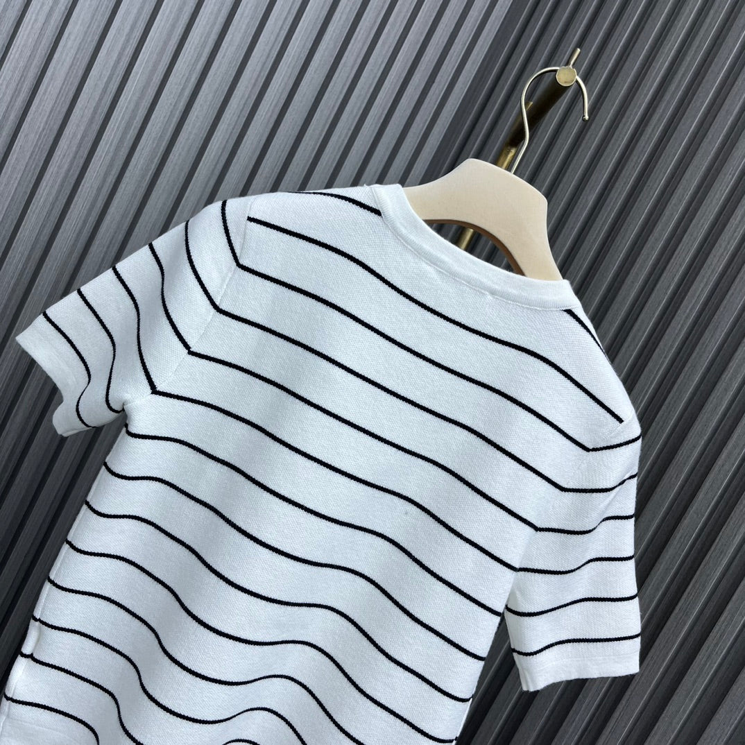 穆M家-2404 24新品上架圓領條紋短袖TEE 白色