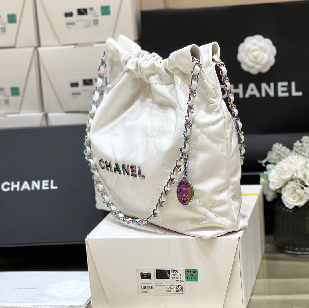 小香風-早春新款Chanel 22號手袋 白色小號