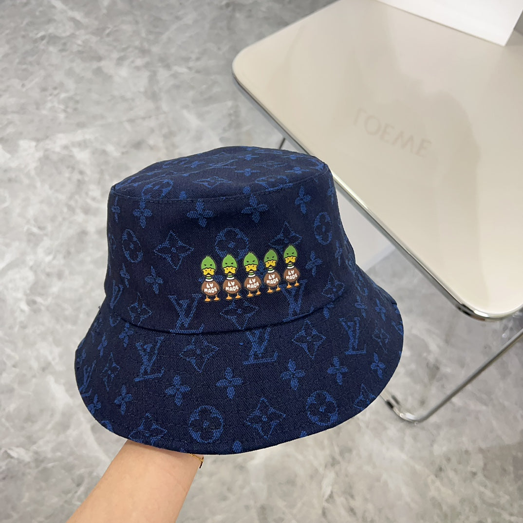 路L家-2024新款老花俏皮經典漁夫帽 藍色