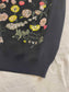 迪D家-2403 24早春最新花卉系列重工刺繡花朵針織背心 黑色