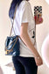 小香家-2023春夏新款 22BAG Mini 海軍藍 上身圖