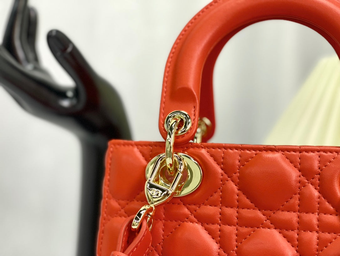 迪D家-Lady dior myABC 羊皮桔紅金扣 小號