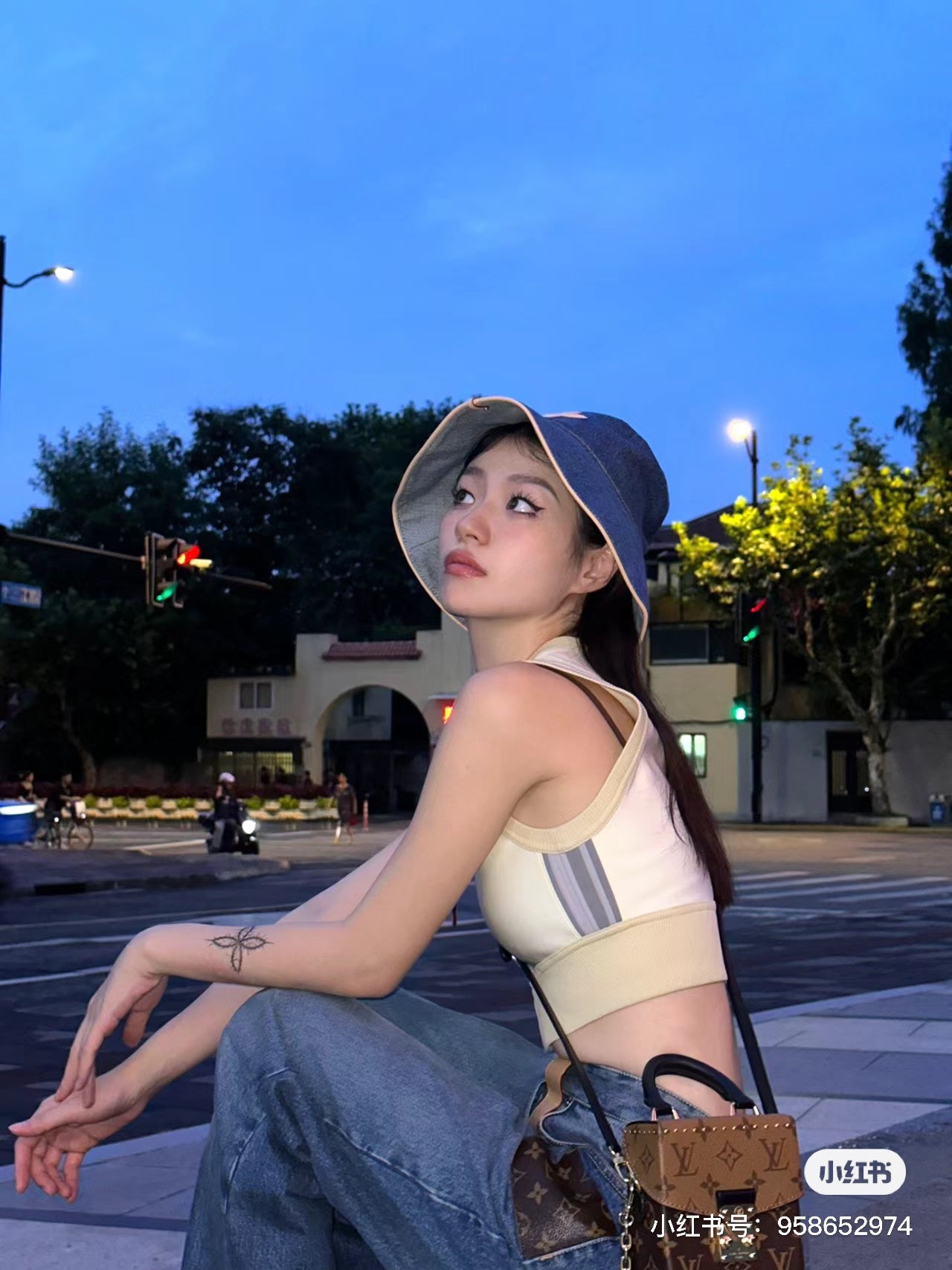 M82465 路L家-Camera Box 小盒子包