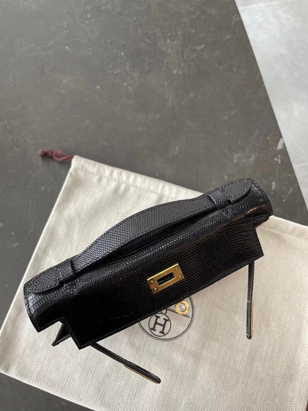 小愛款-Kelly Mini 1代 蜥蜴皮 黑色 金扣