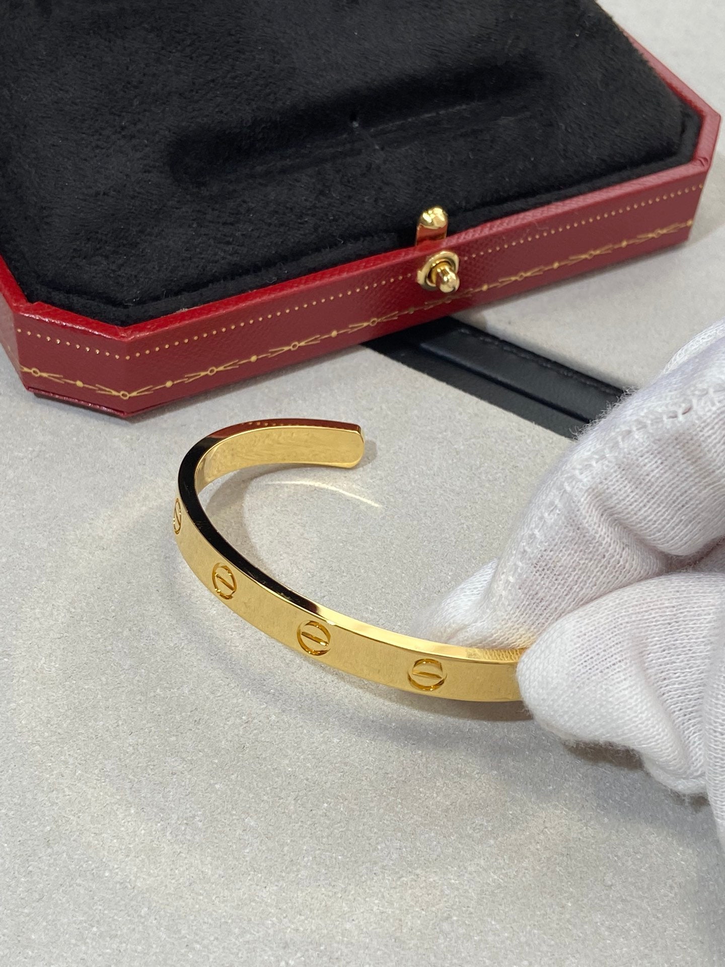 卡C家-手環001