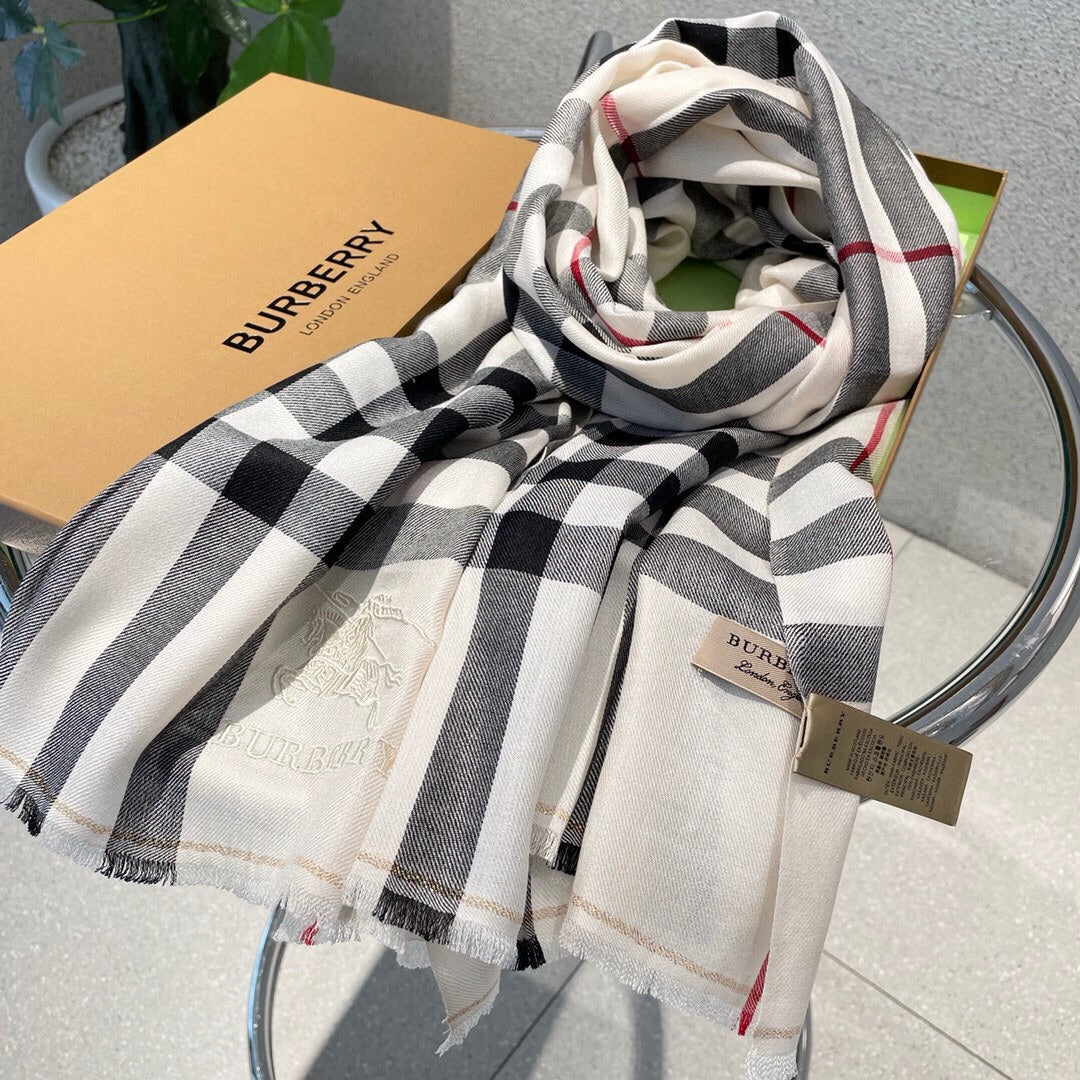 巴B家-2024經典格紋圍巾