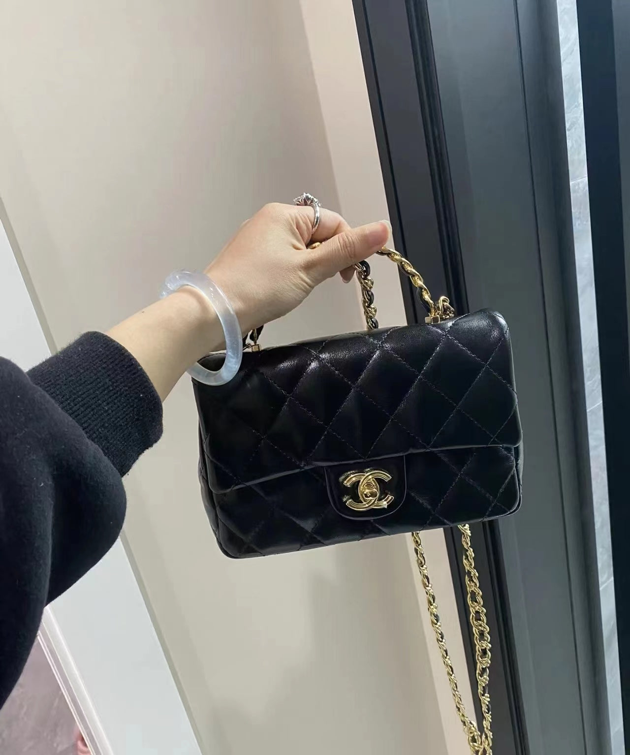小香家-Chanel 23A CF水鑽手柄 黑色