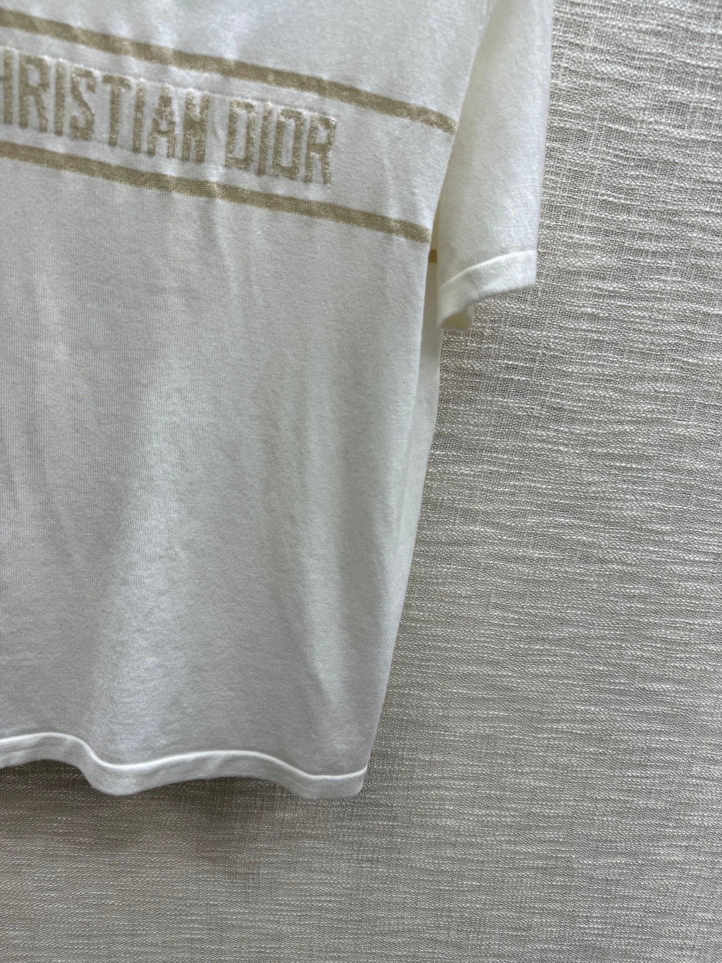 迪D家-2403 刺繡蝴蝶圖案針織短袖 白色