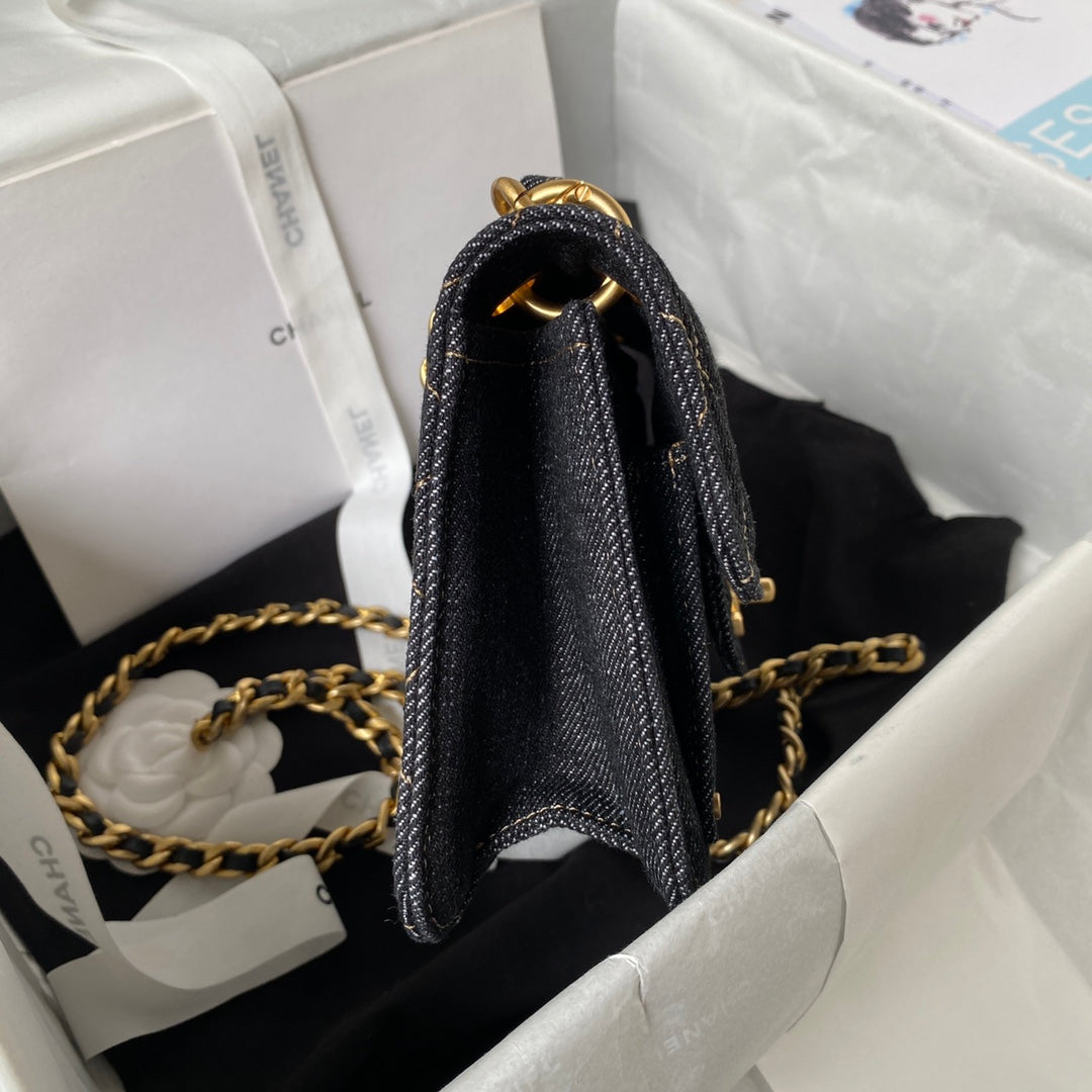 小香家-2023春夏系列 郵差口蓋包 牛仔黑色 19CM