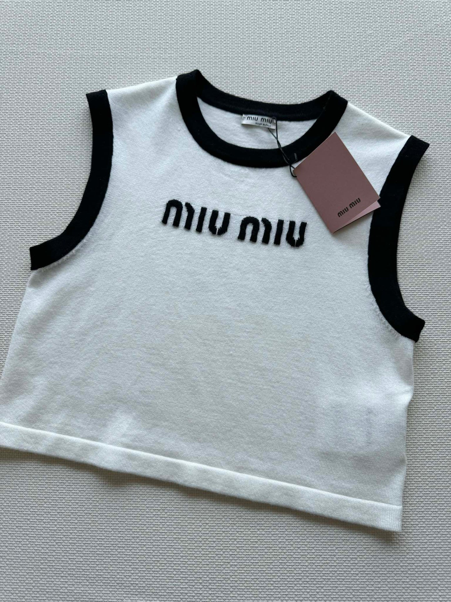 穆M家-2404 24SS春夏新款拼色短背心 白色