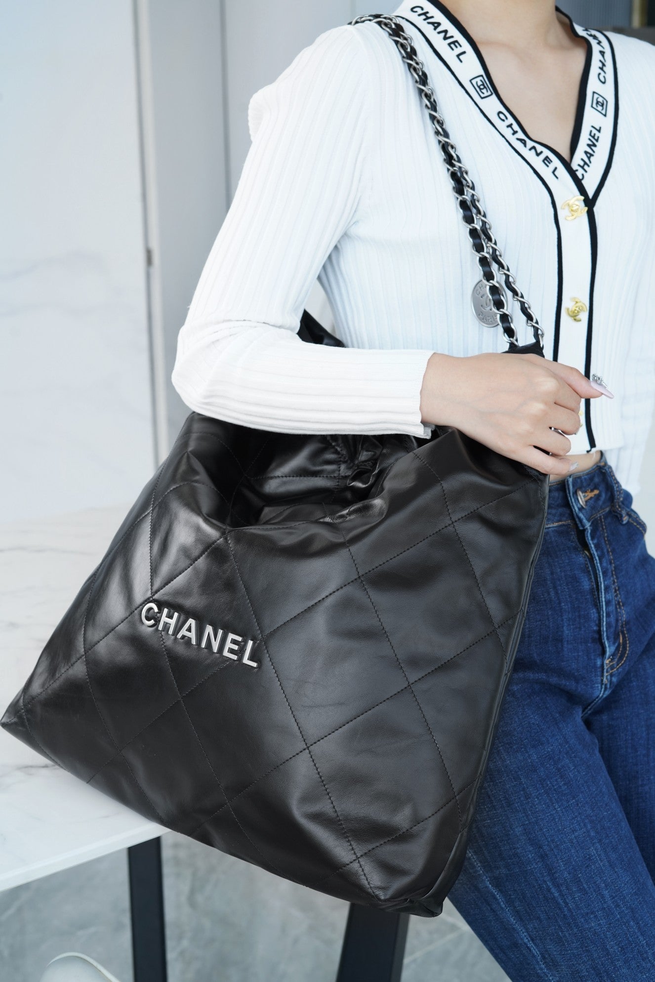 小香家-Chanel 22號手袋 黑銀色大號