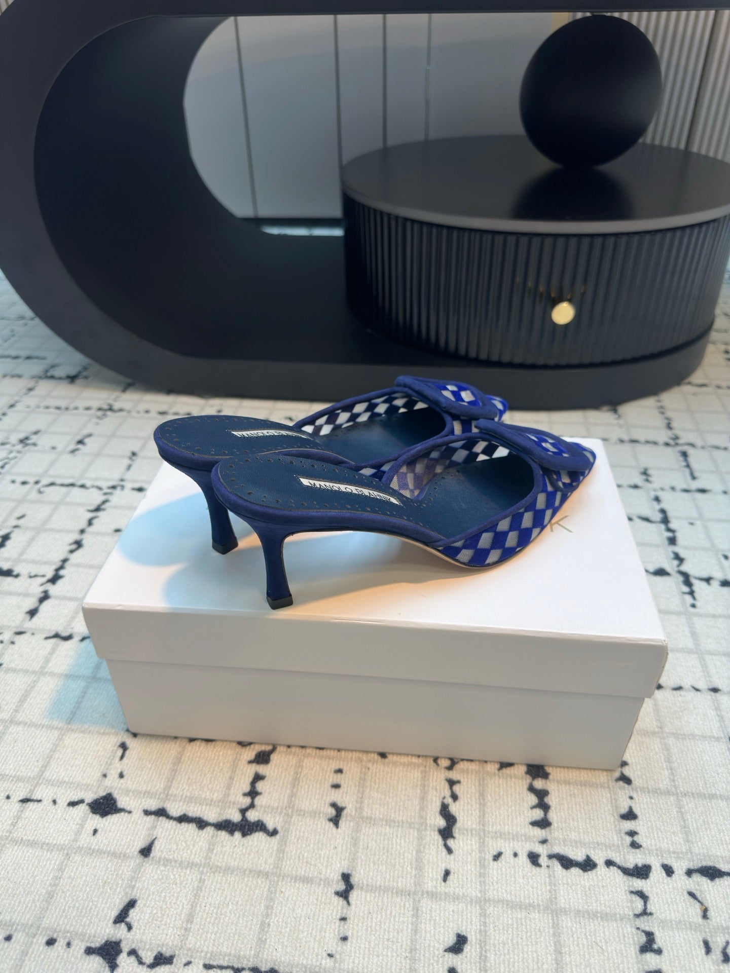 Manolo Blahnik-2024 格狀高跟拖鞋 藍色