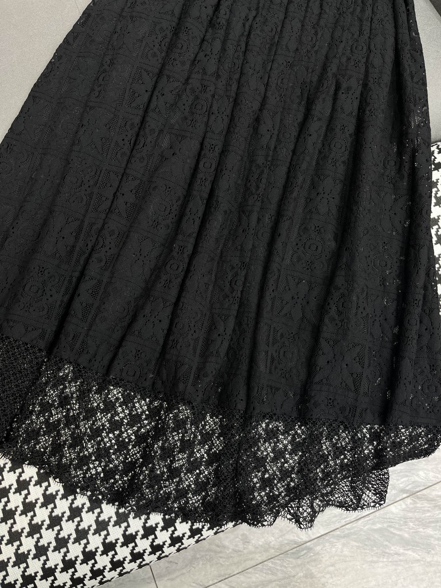 迪D家-2403 24SS春夏新款蕾絲套裝 黑色