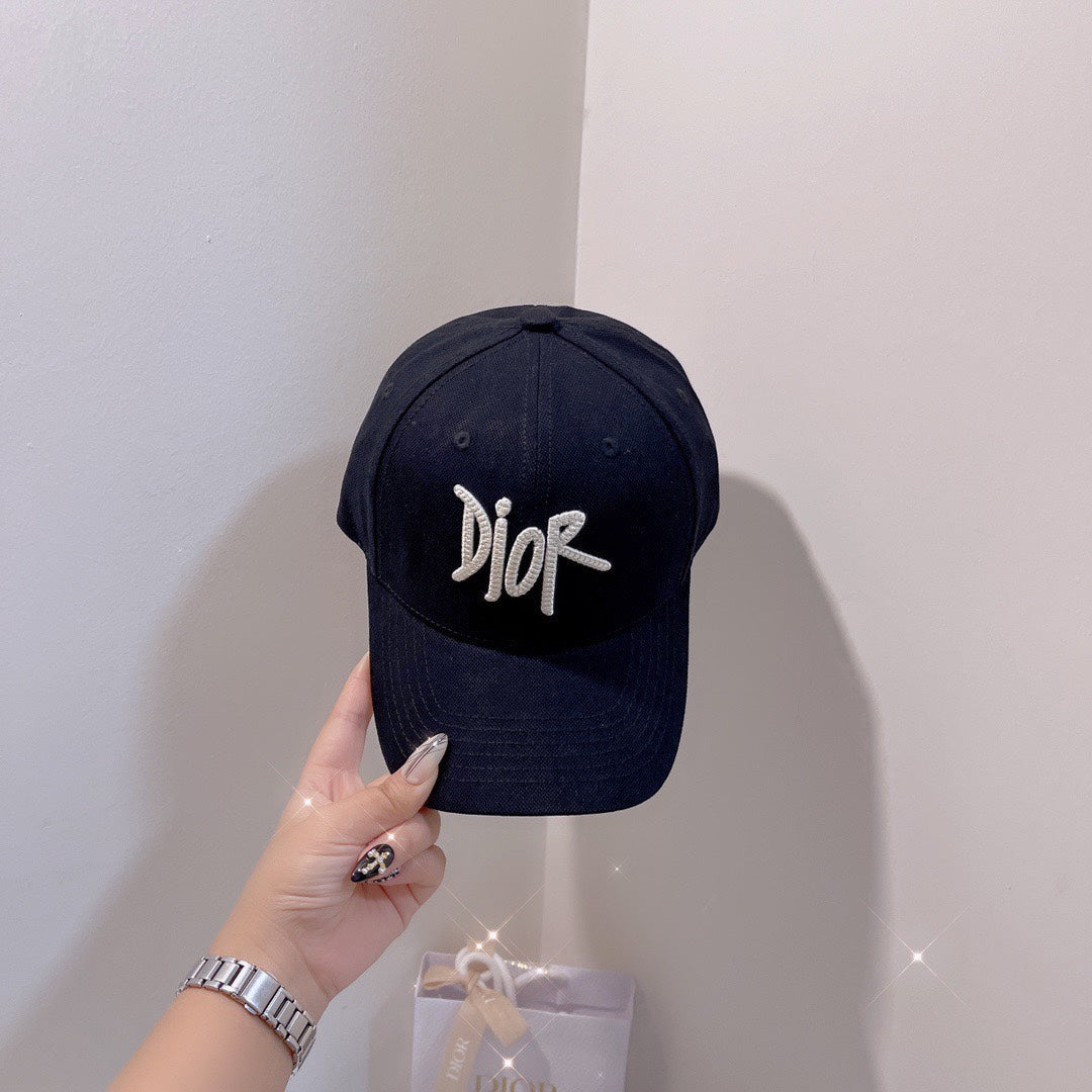 迪D家-刺繡Logo棒球帽 黑色