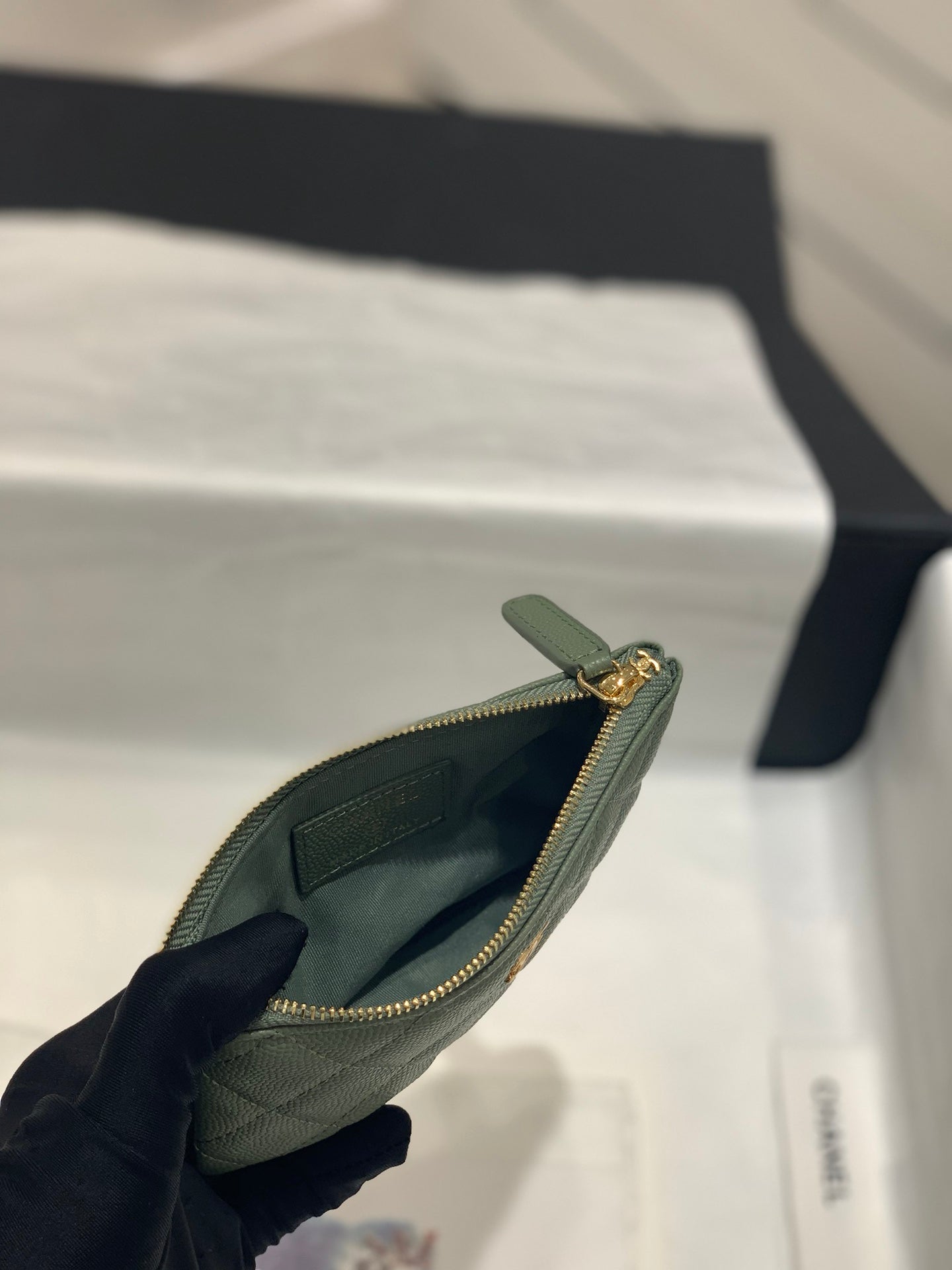 小香家-19系列 經典皮革拉鍊零錢包 綠色