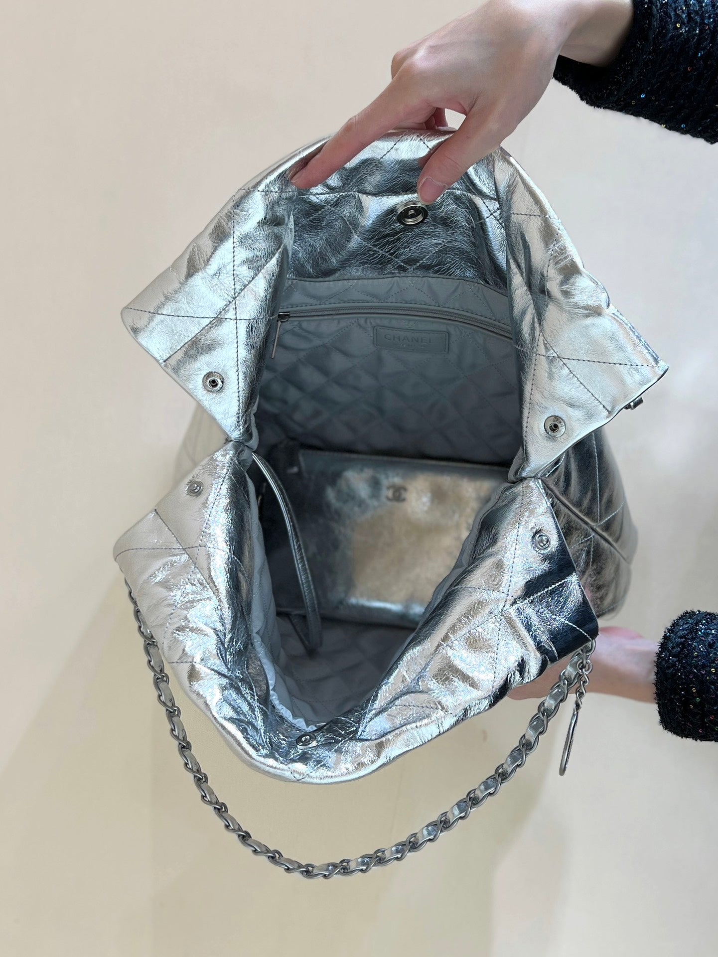 小香家-25C 22Bag 金屬皮 銀色