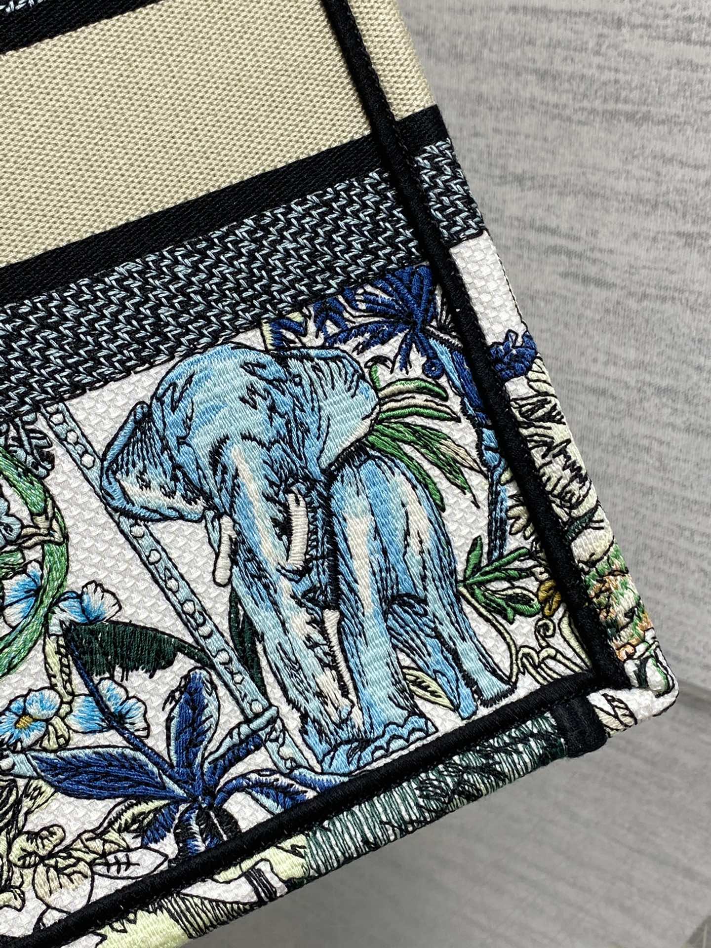 迪D家-Book Tote 2023春夏系列 浪漫花刺繡 中號