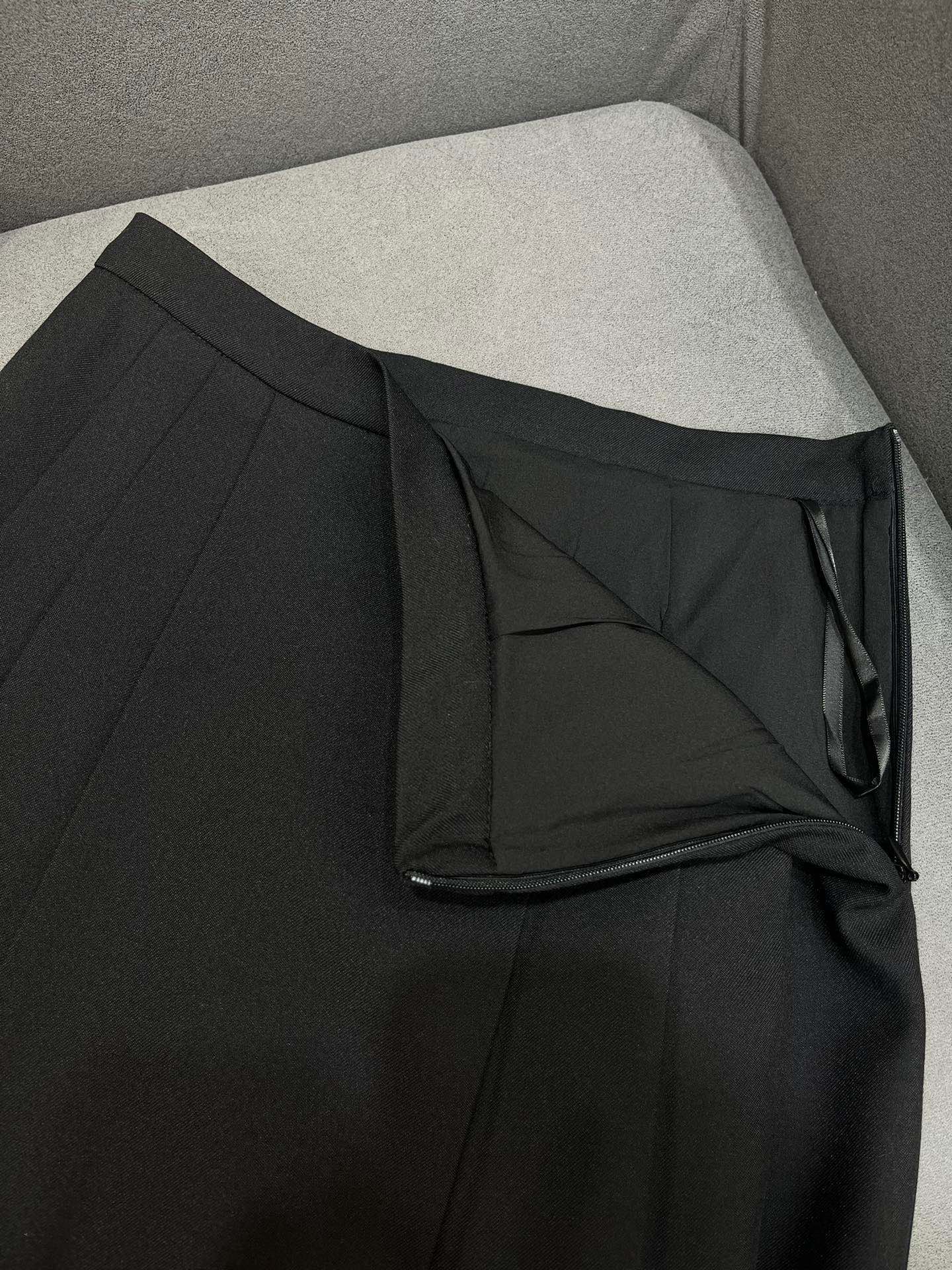 迪D家-2403 24SS夏季新款短袖西裝外套半身裙套裝 黑色