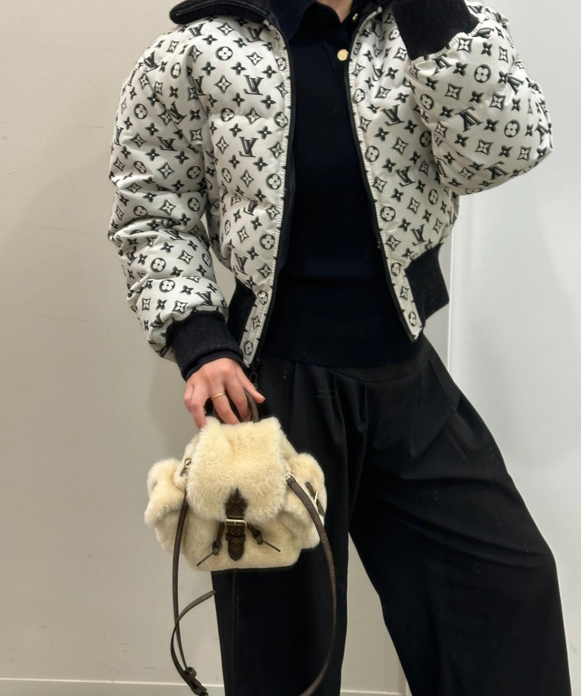 路L家-m11919 NANO TEDDY羊羔毛雙肩包 白色
