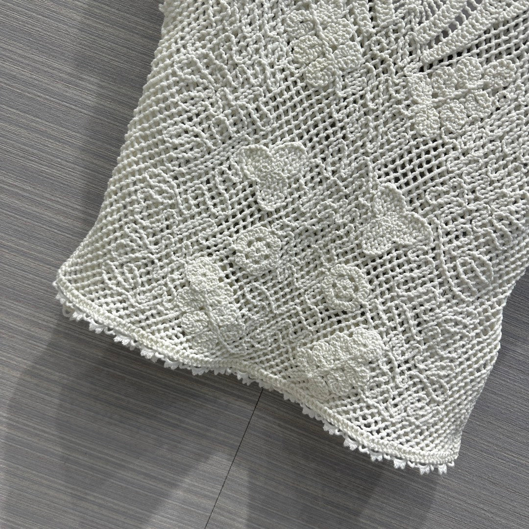 迪D家-2403 24春夏系列重工縷空定位勾花針織上衣