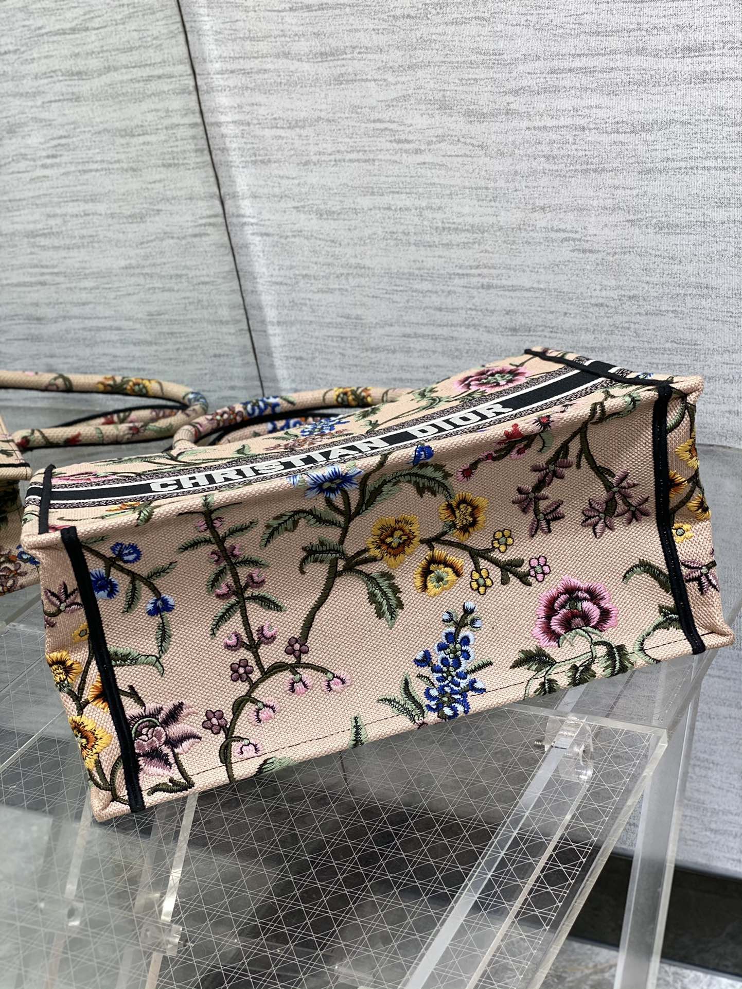 迪D家 Book Tote 刺繡字母粉花 中號36.5cm
