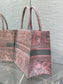 迪D家-Book Tote 2023春夏系列 動物園茹伊灰粉 中號