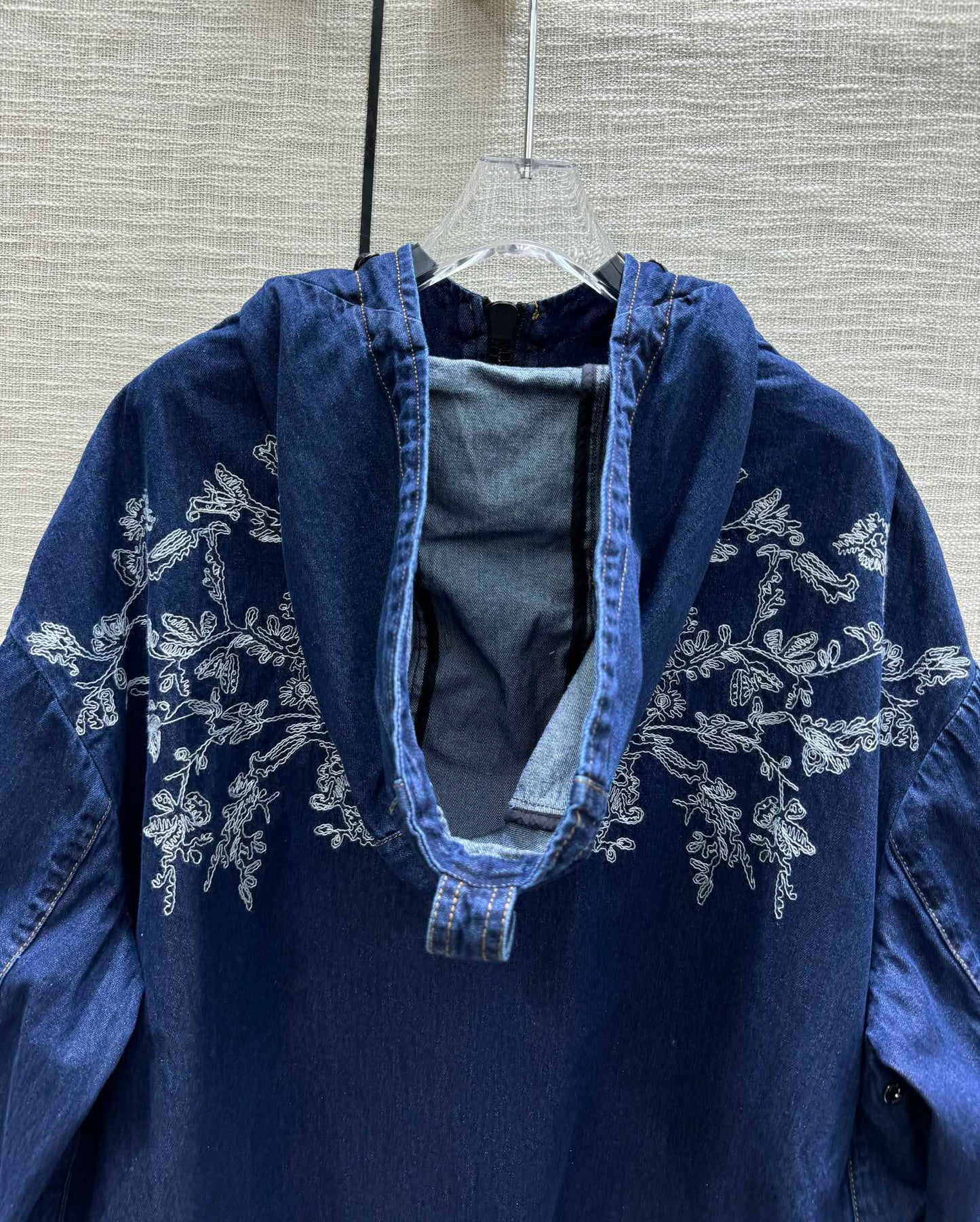 迪D家-2403 刺繡牛仔連帽衛衣