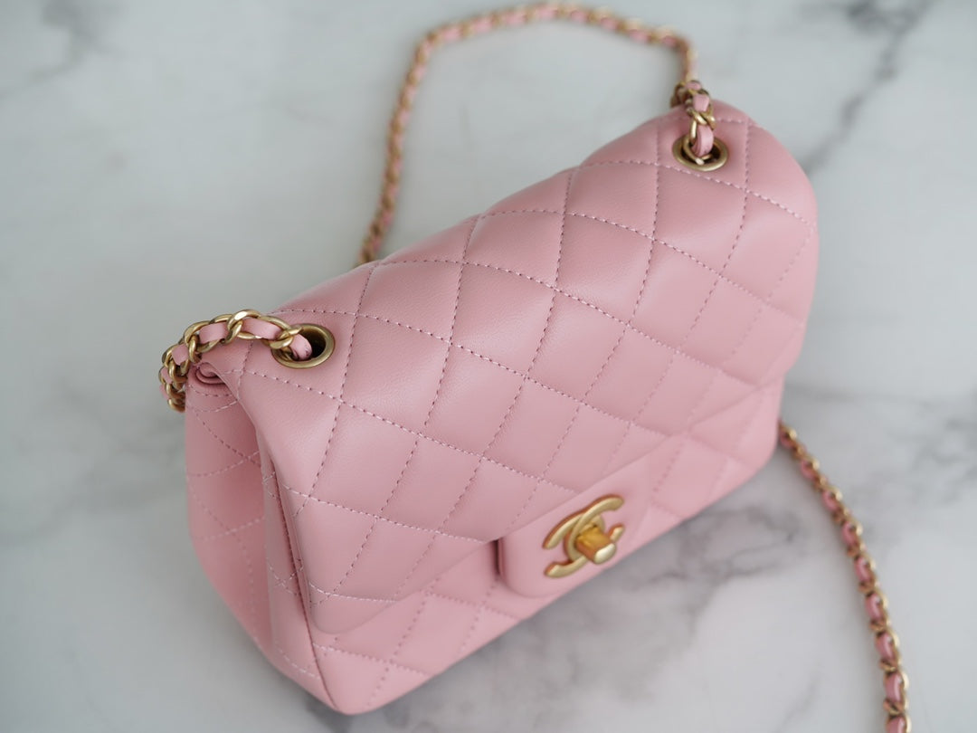 小香家_Chanel 23k 金球方胖子 粉色