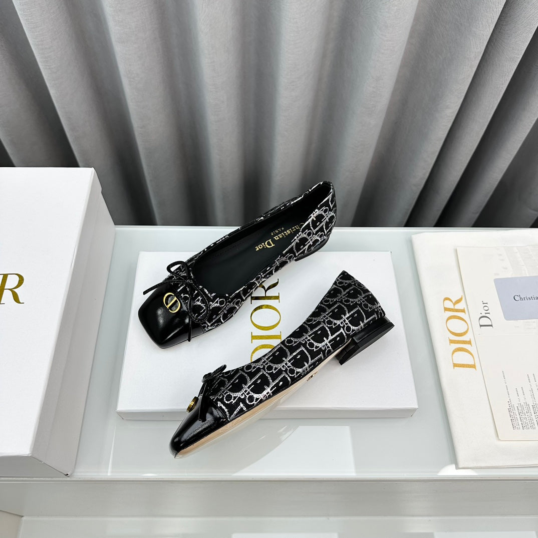 迪D家-2023春夏新款 復古羅馬風 方頭瑪麗珍低跟鞋 銀黑色