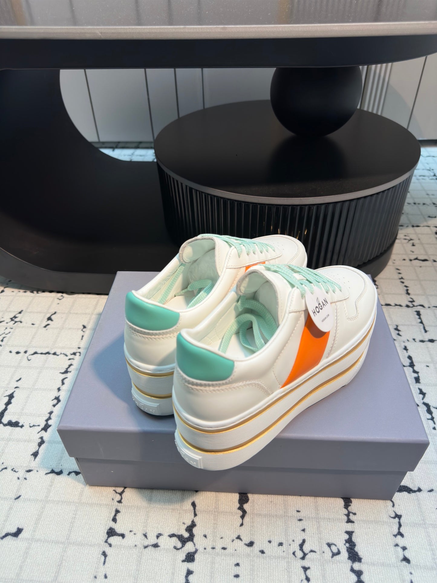Hogan-2024厚底 橘邊運動鞋 白色